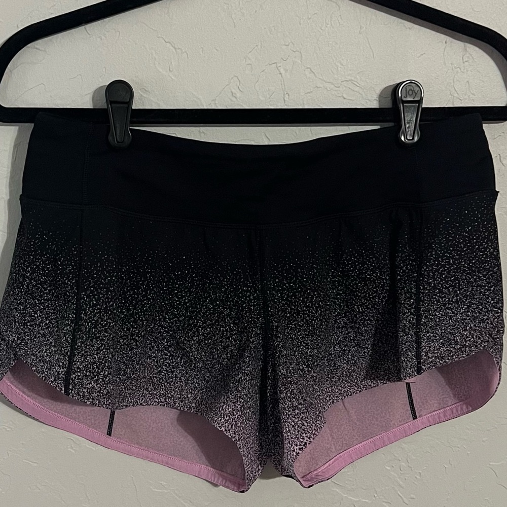Lululemon speed ups size 6